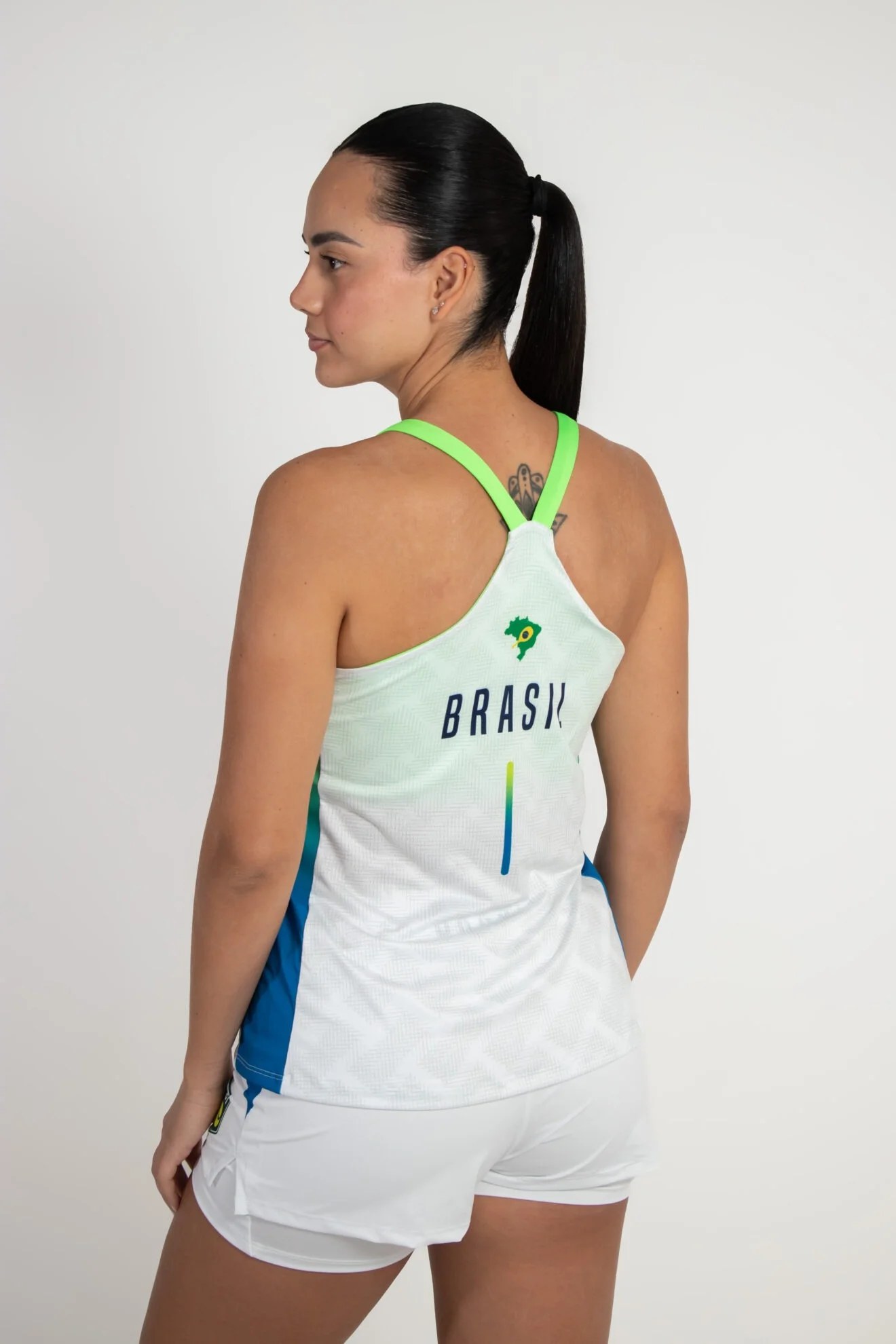 Short Feminino Maniacs Areia da Praia Branco